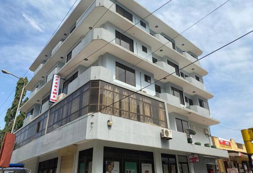 בית מלון כפרי Panama Inn