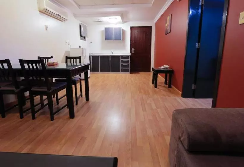 هتل Radmah Suites Jubail