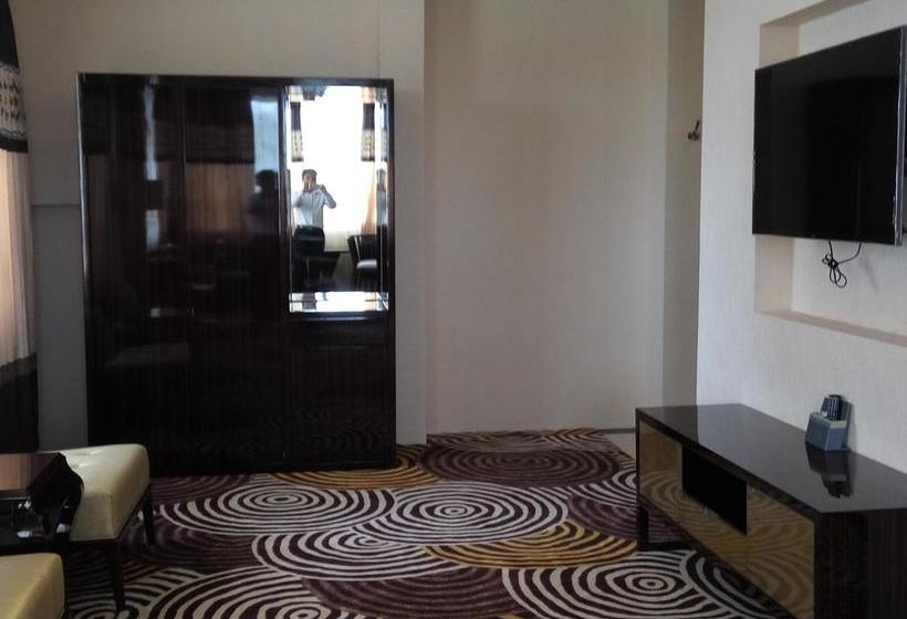 هتل Royal Hinthar