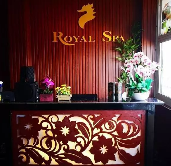هتل Royal Hinthar