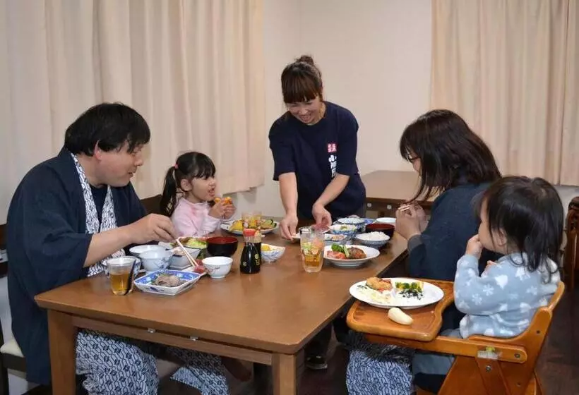 Ryokan Onsenminshuku Kosakaya