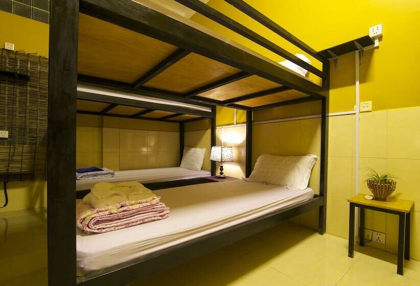 هاستل Uncle S House Siemreap