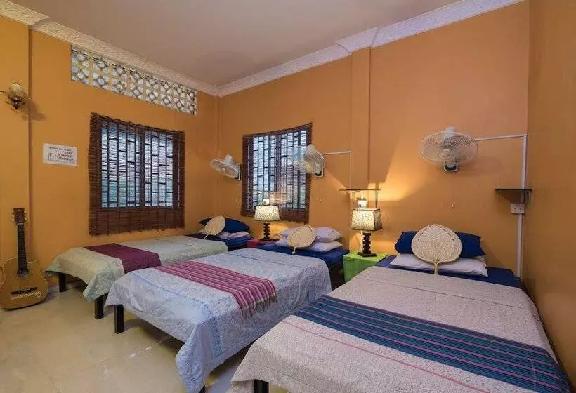 هاستل Uncle S House Siemreap