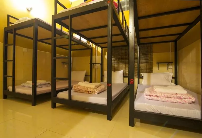 هاستل Uncle S House Siemreap