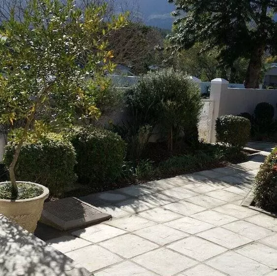 ベッドアンドブレックファースト Bergview Guesthouse Swellendam