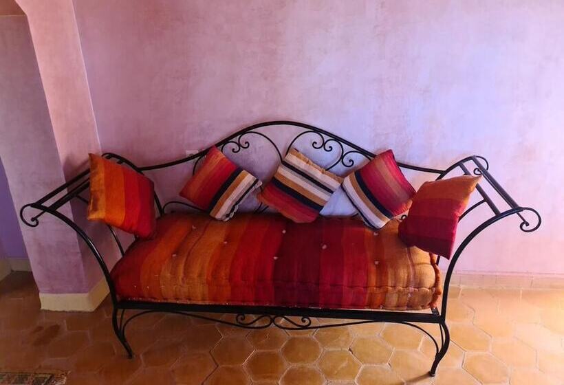 مبيت وإفطار Chez Laila