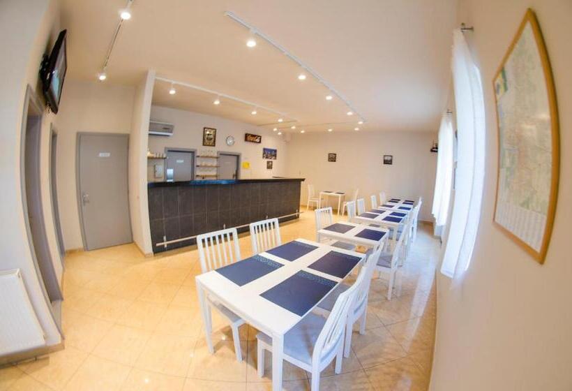 민박 Kolibri Panzió