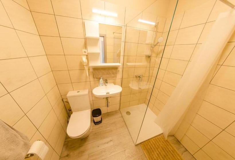 민박 Kolibri Panzió