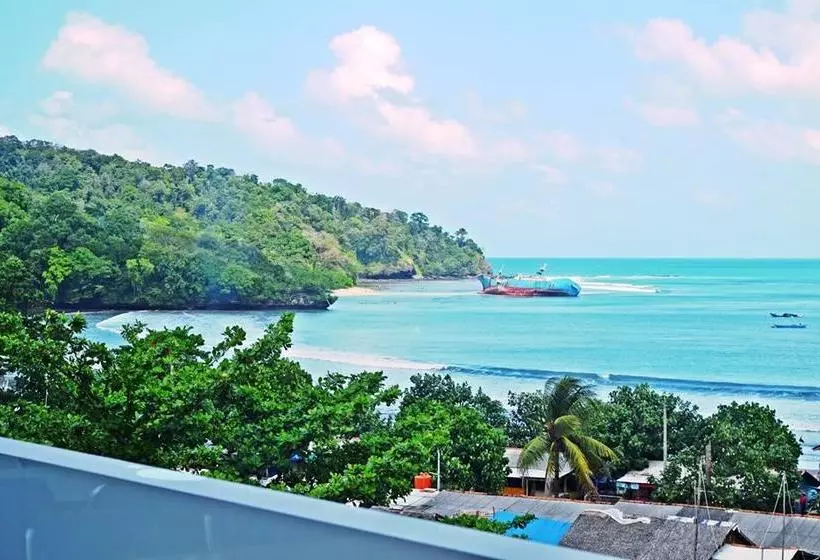 Hotel Emerald  Pangandaran