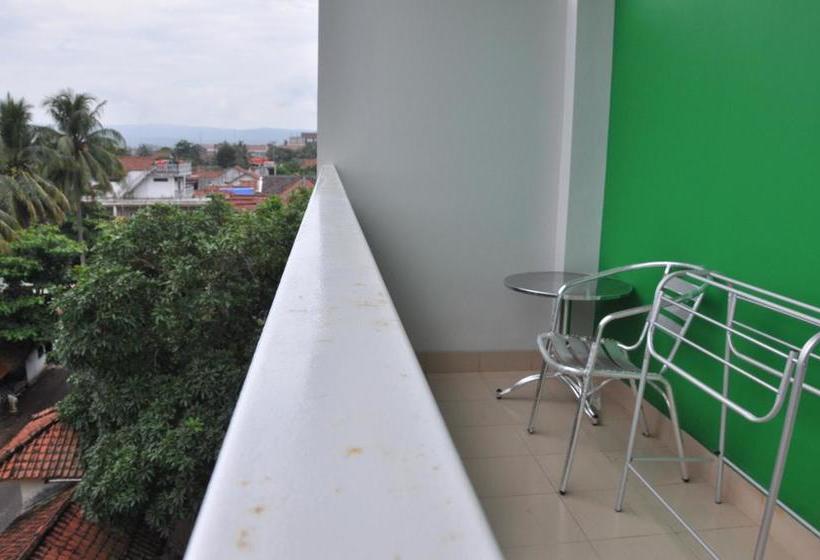 Szálloda Emerald  Pangandaran