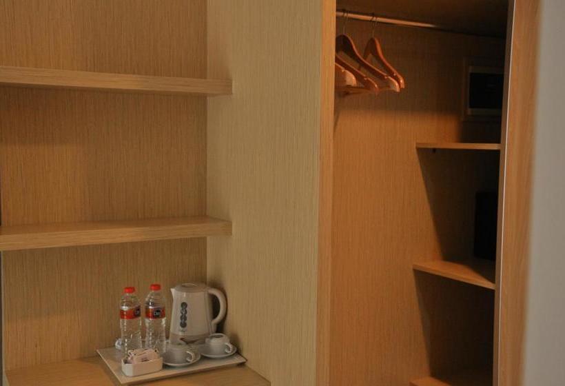 Szálloda Emerald  Pangandaran