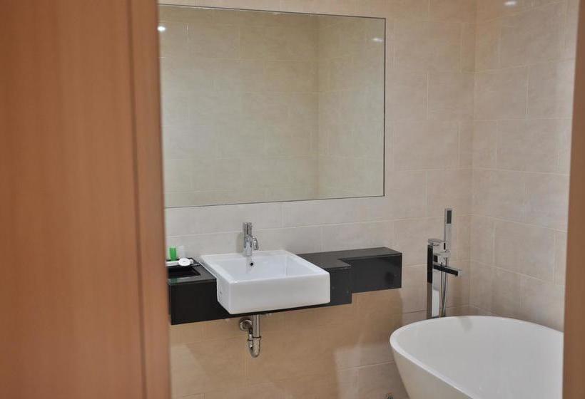 Szálloda Emerald  Pangandaran