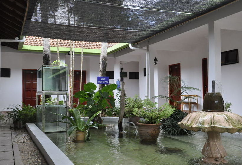 Han Rainforest Resort