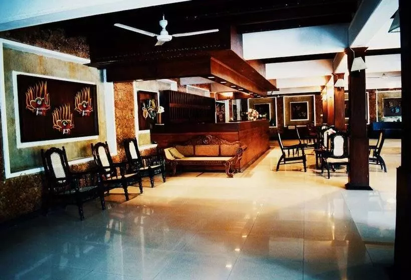 Hotelli Araliya Villa