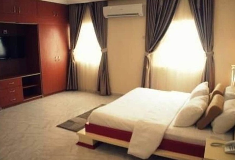 هتل Chateau De Trybze