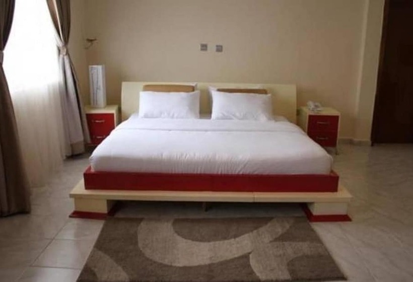 هتل Chateau De Trybze