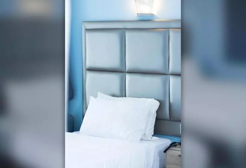 هتل Hôtel Mandy