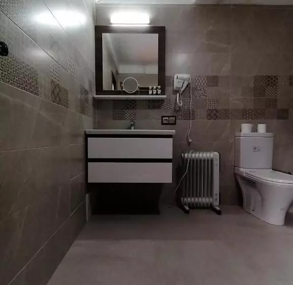 هتل Hôtel Mandy