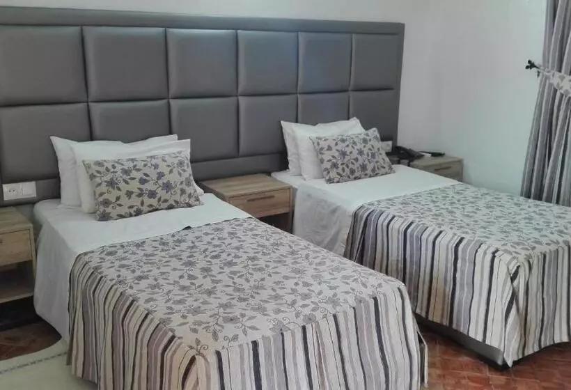 هتل Hôtel Mandy