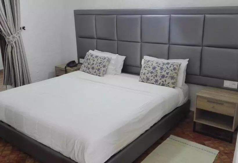 هتل Hôtel Mandy