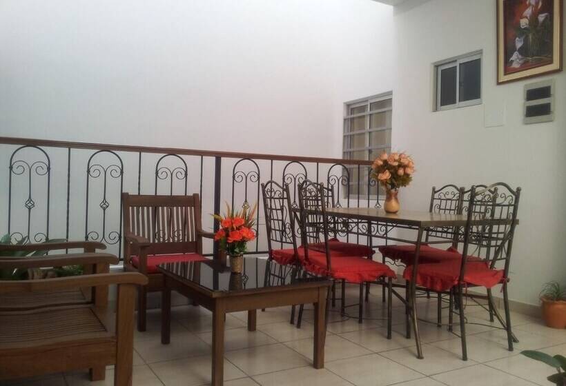 هتل Residencial Ikandire Ll