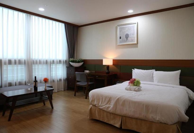 فندق Sacheon Grand Tourist