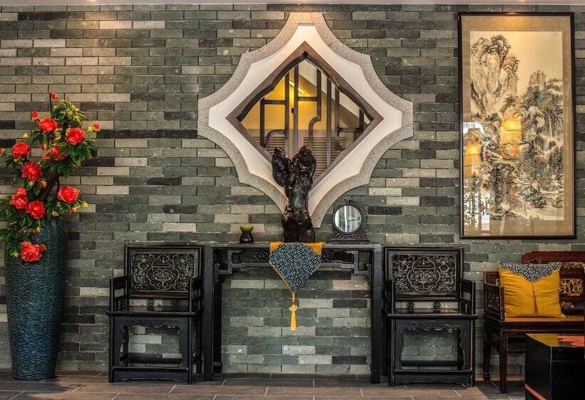 Hotelli Secret Courtyard Resort