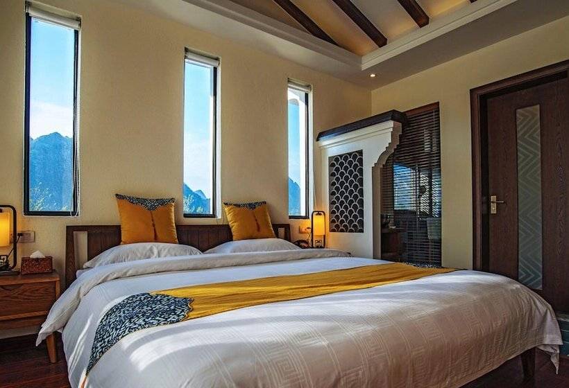 Hotelli Secret Courtyard Resort