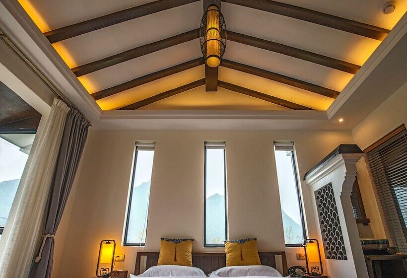 Hotelli Secret Courtyard Resort