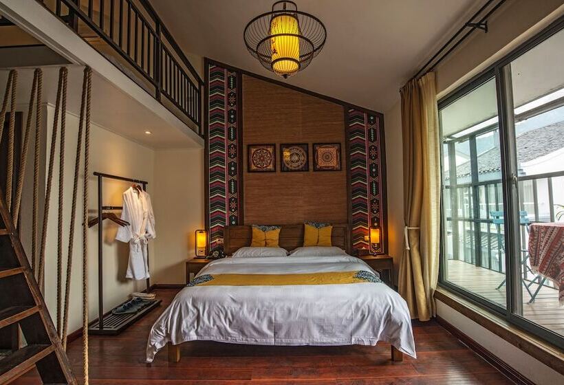 Hotelli Secret Courtyard Resort