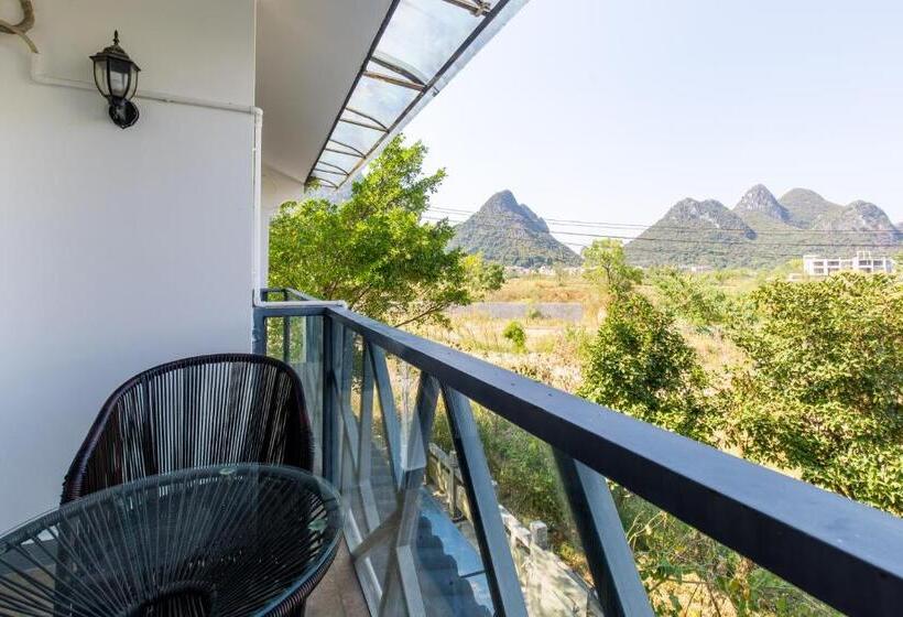 Hotelli Secret Courtyard Resort