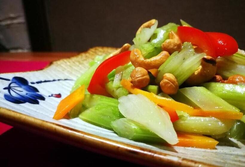 Hotelli Secret Courtyard Resort