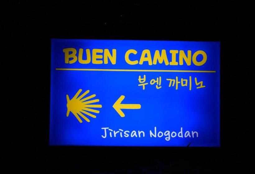 هاستل Nogodan Guesthouse And