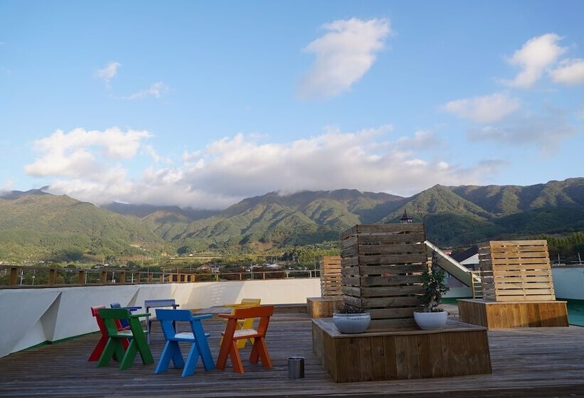 هاستل Nogodan Guesthouse And