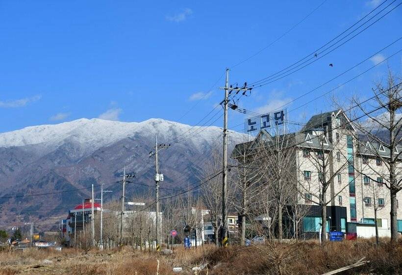هاستل Nogodan Guesthouse And