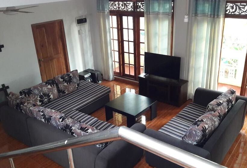 مبيت وإفطار Sholay Villa