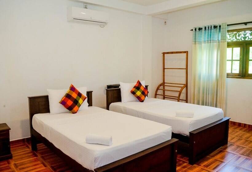 مبيت وإفطار Sholay Villa