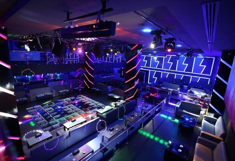 Arman Hotel Juffair Mall