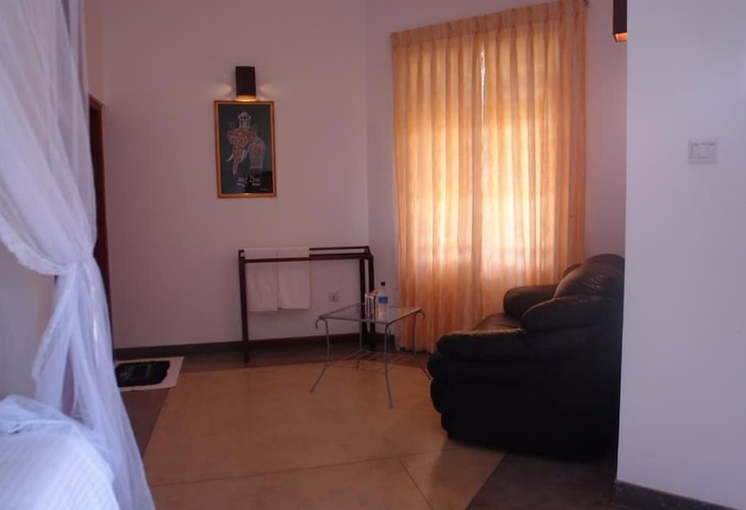 בית מלון כפרי Hasara Resort