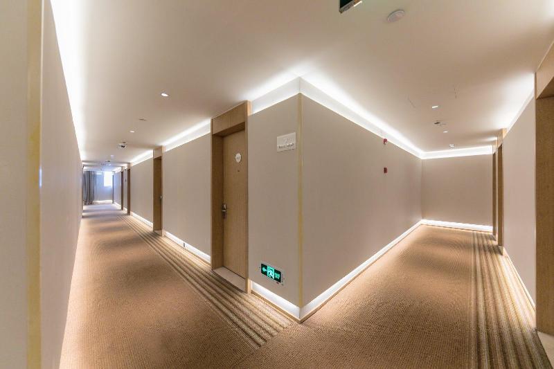 Otel Ji Shanghai Zhangjiang Huaxia Middle Road