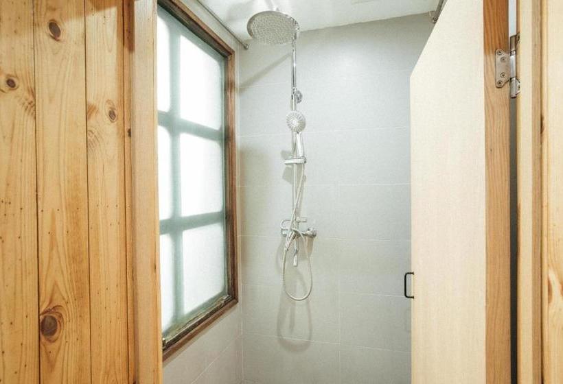 Hotelli Lao Men Dong International Youth Hostel