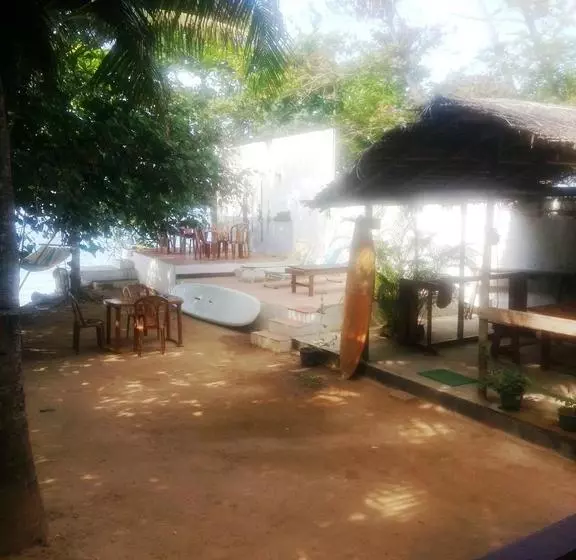 Hotelli Beach Paradise