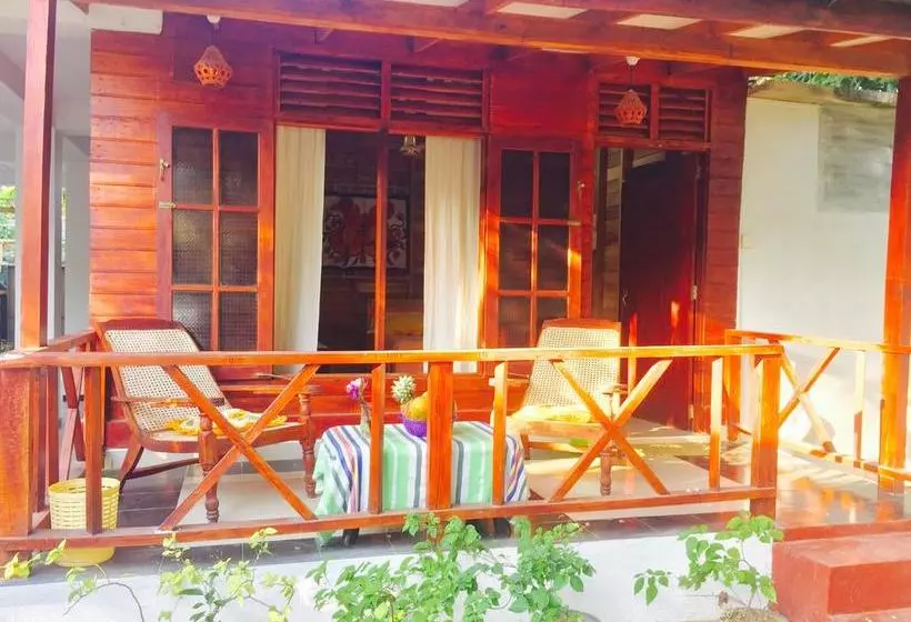 Hotelli Beach Paradise