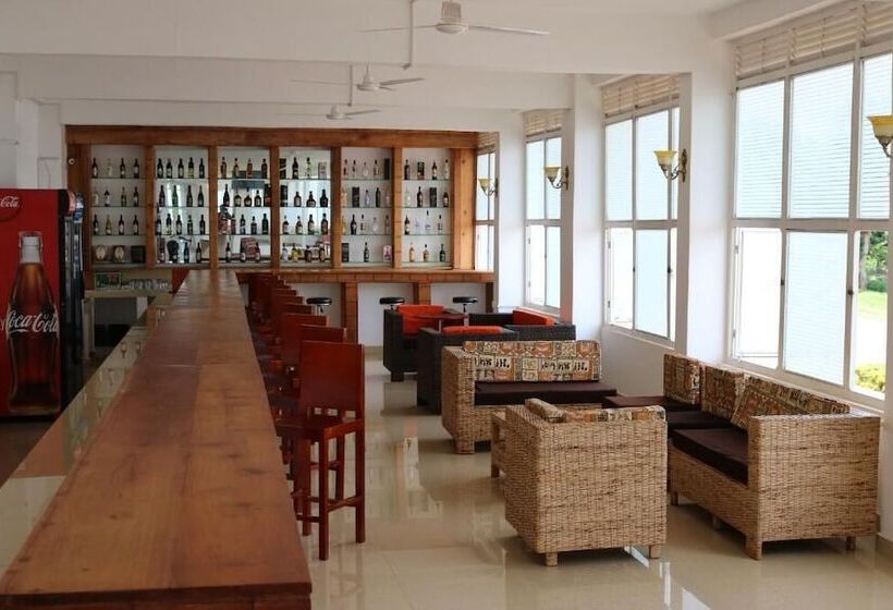 בית מלון כפרי Pulickal Airport