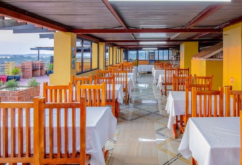 בית מלון כפרי Pulickal Airport