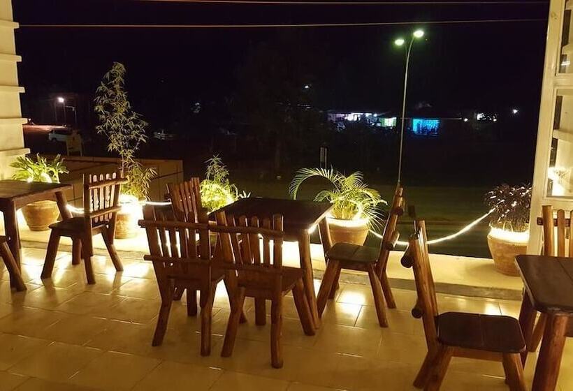 בית מלון כפרי Pulickal Airport