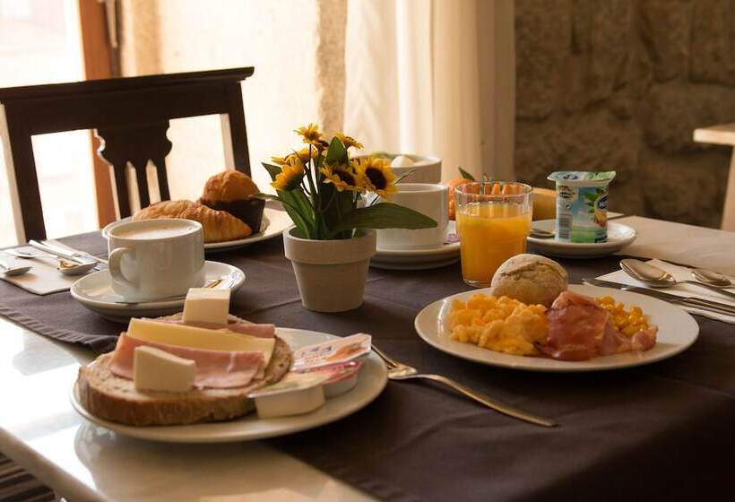 هتل Oca Ribeira Do Porto