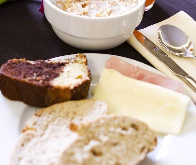 هتل Oca Ribeira Do Porto