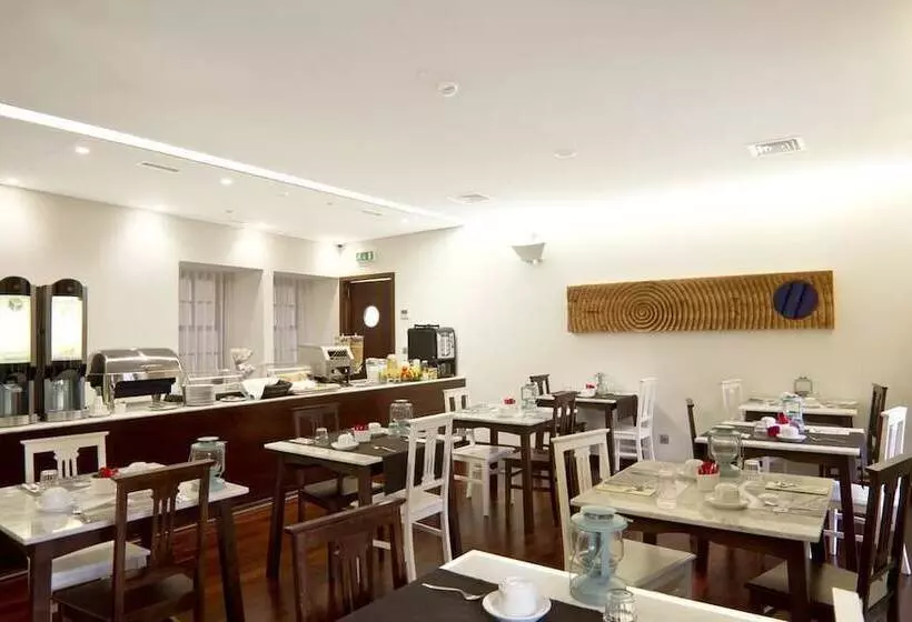 هتل Oca Ribeira Do Porto