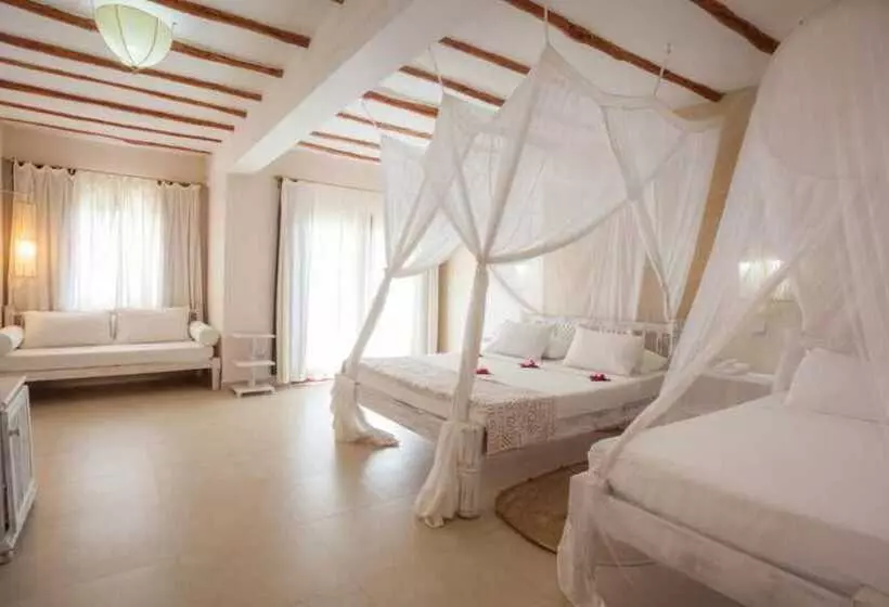 Seven Islands Resort